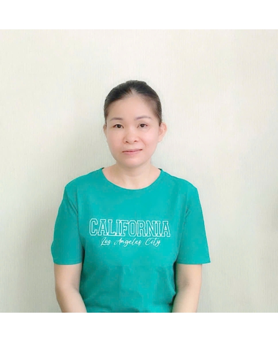 Chị Trinh quê Nha Trang