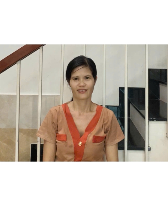 Chị Hoa sinh năm 1980