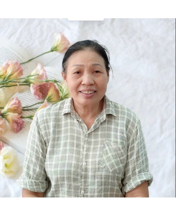 Cô Tin quê Thanh Hoá 
