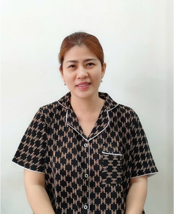 Tuyết Hồng