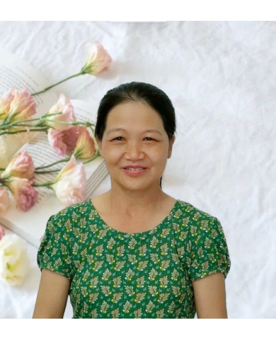 Cô Hiền quê Thái Bình