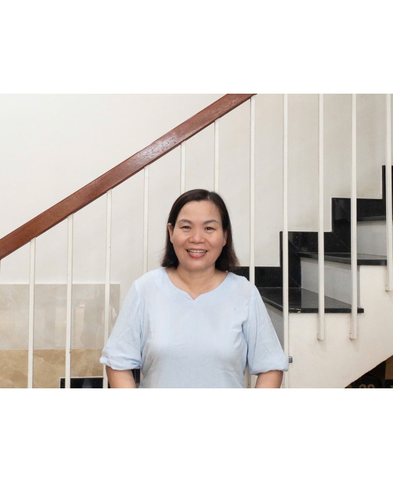 Cô Út sông Ninh Thuận 