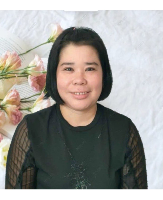 Chị Nhung quê Cà Mau  sinh năm 1983