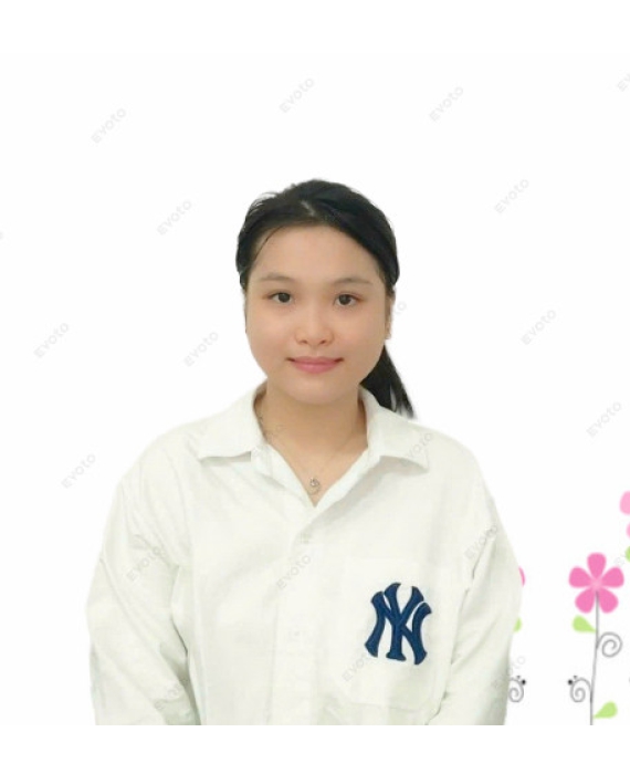 Bé Lan quê Cần Thơ