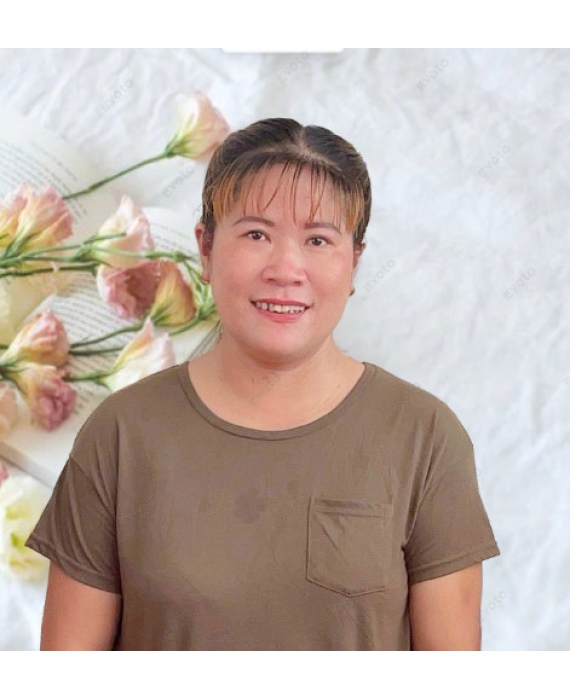 Chị Nhi quê Đồng Tháp