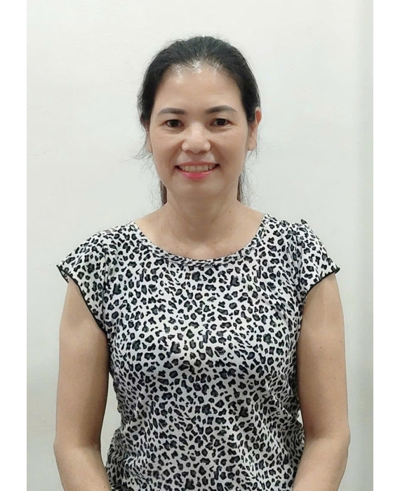Trần Thị Hương  quê Hà Nam sinh năm 1970