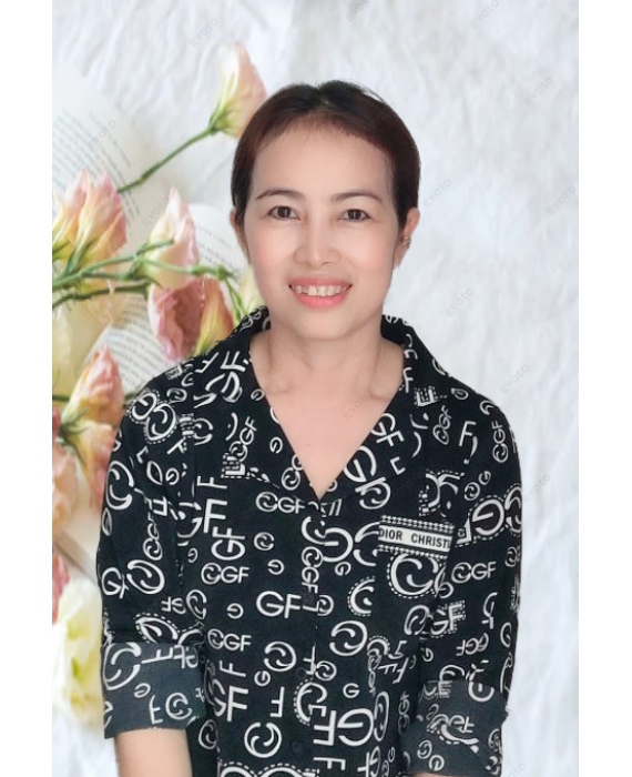 Chị Phượng quê Bình Thuận sinh năm  1976