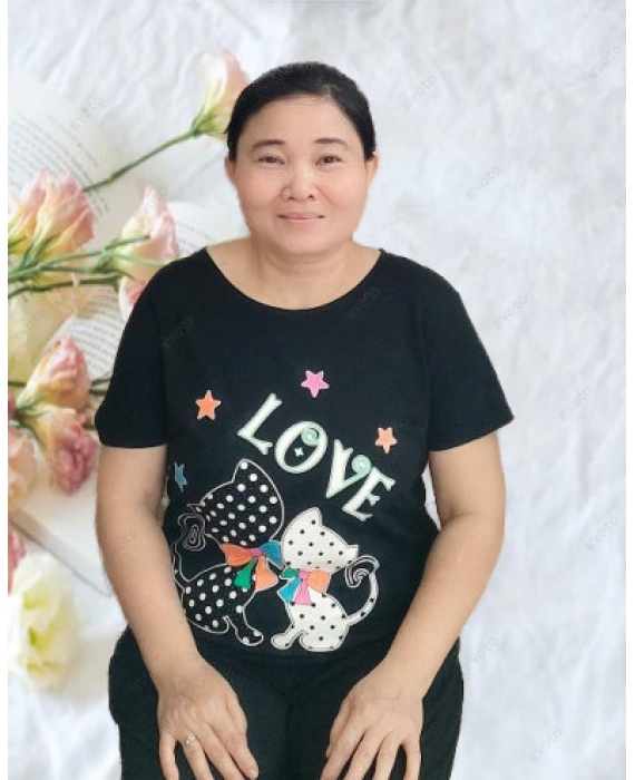 Chị Kim Phượng