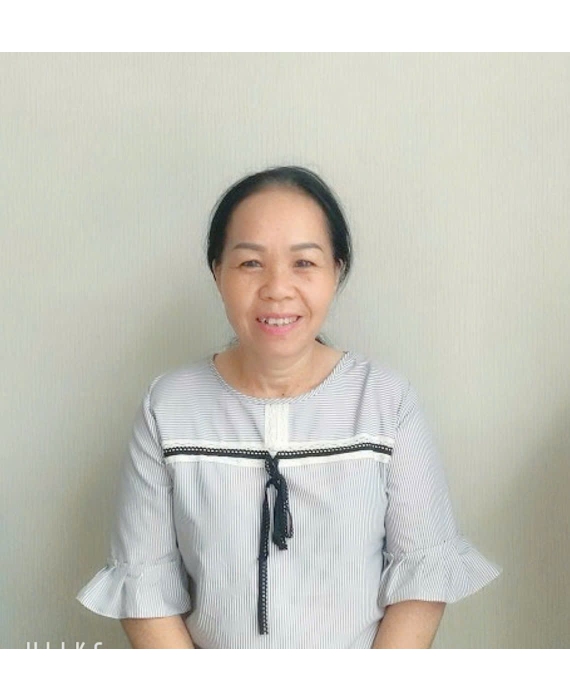 CHỊ TUYẾT THÁI BÌNH