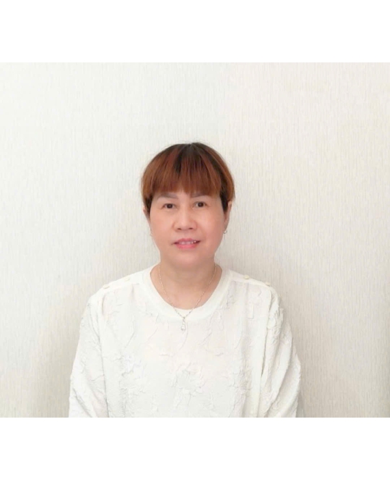 Chị Oanh quê Đà Nẵng 