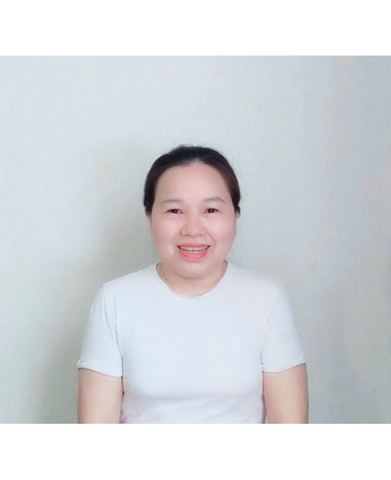 Chị Phượng quê Bình Định 