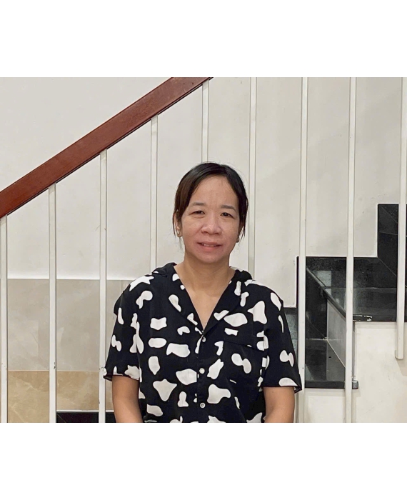 Chị Châu quê Bình Phước 