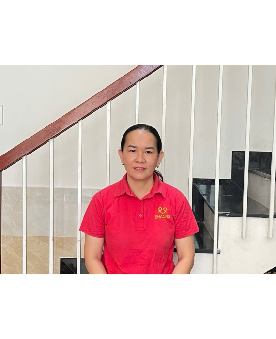 Chị Dự quê Huế 