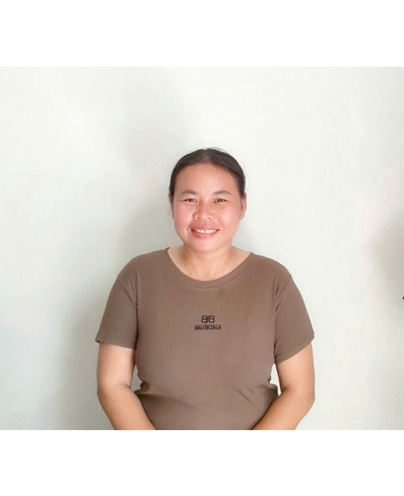 Chị Tuyết quê Nghệ An