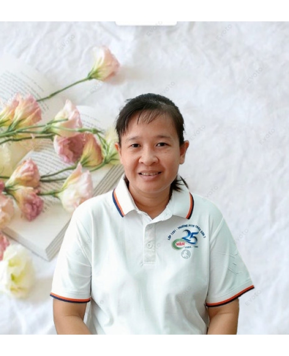 Chị Hiền quê miền Bắc sinh năm 1980