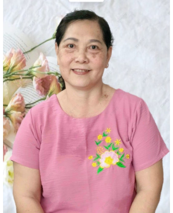 Cô Hồng quê Vĩnh Long 