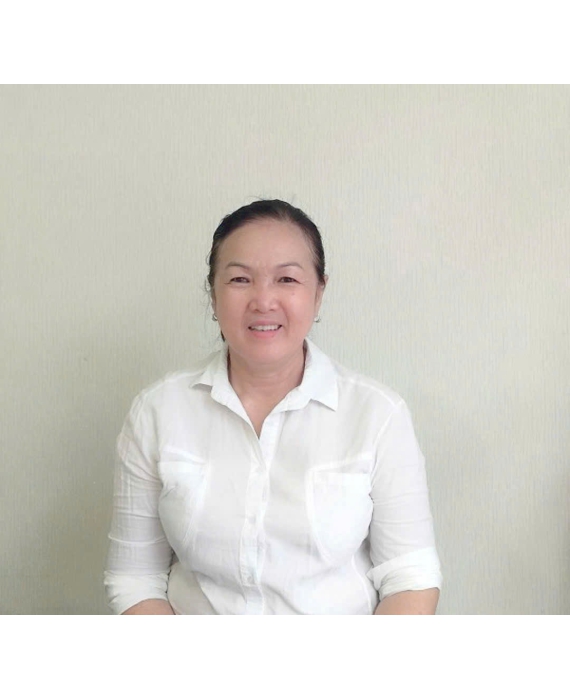Cô Tuyết Mai quê Đồng Nai