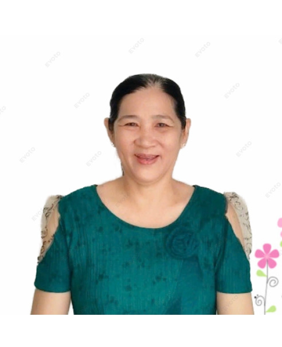 Cô Loan quê Nha Trang 