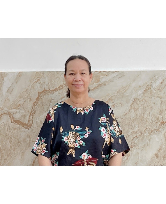 Cô Nhi quê Anh Giang