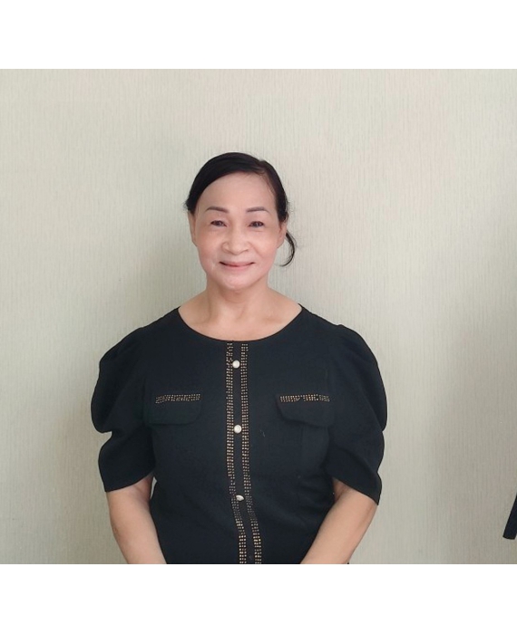 Cô Hồng quê Bình Phước