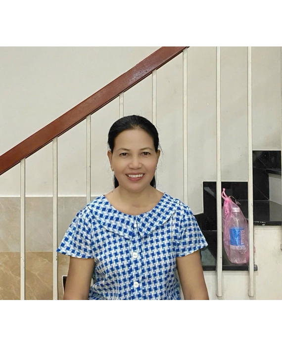 Cô Nghiêm  quê Trà Vinh