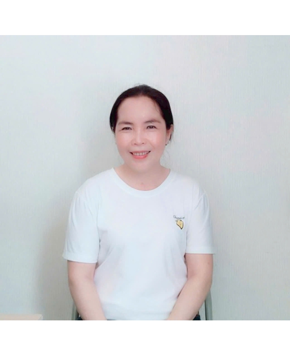 Chị Kim Ngân sinh năm 1975