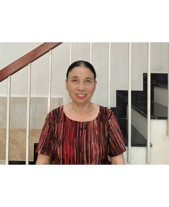 cô Mừng quê Nam Định
