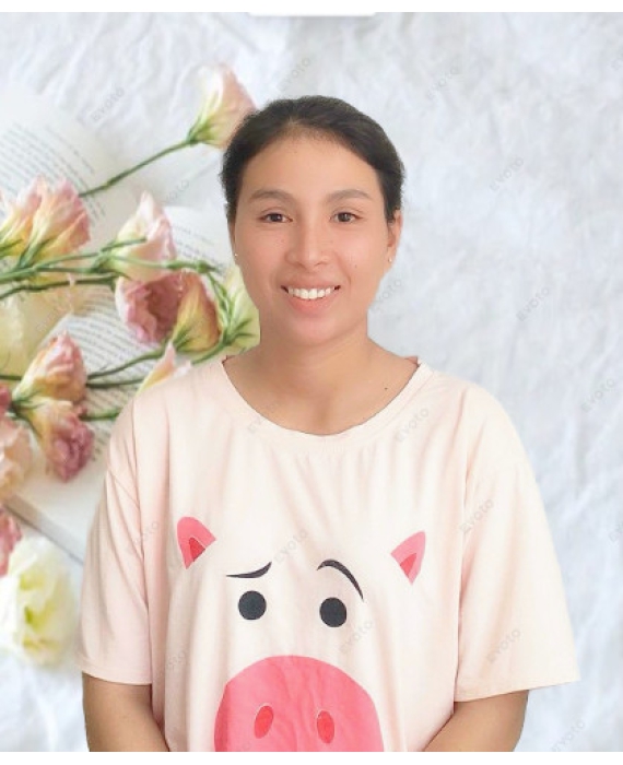 Em Kim Yến 