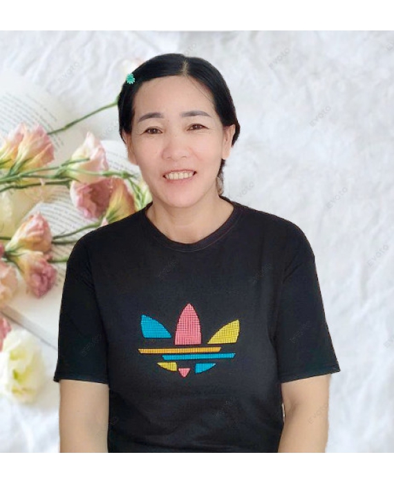 Cô Hồng  quê Ninh Thuận