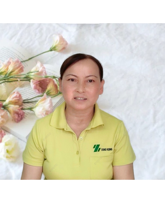 Cô Tuyết quê Bắc Giang