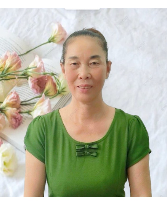 Cô Khoa quê Quảng Bình 