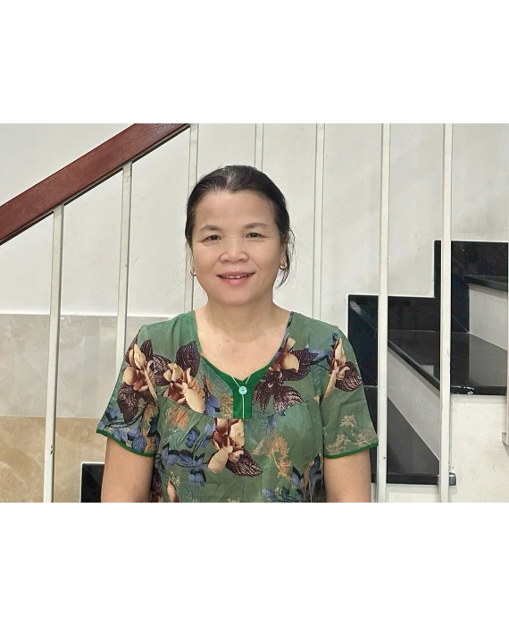 Cô Thảo quê Quảng Ngãi