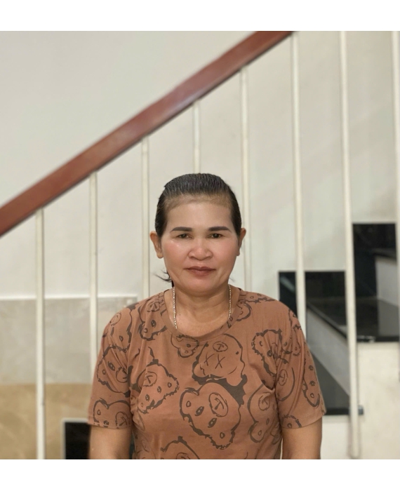 Cô Huế quê Bình Thuận