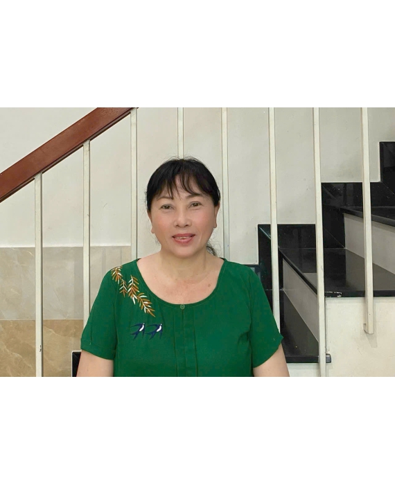Cô Anh quê Bình Định 