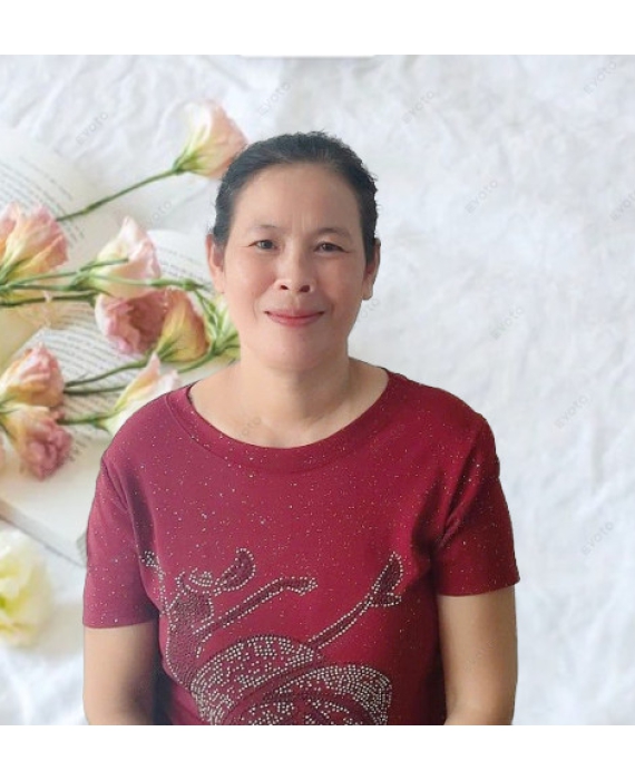 Cô Oanh quê Sóc Trăng