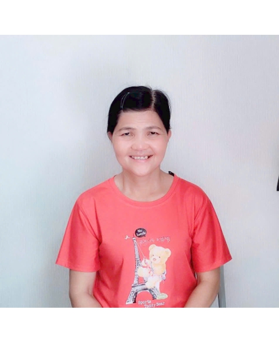 Cô Tuyết quê Gia Lai 