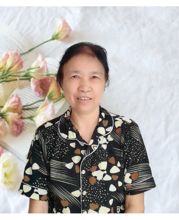 Cô Năm quê góc Bắc 