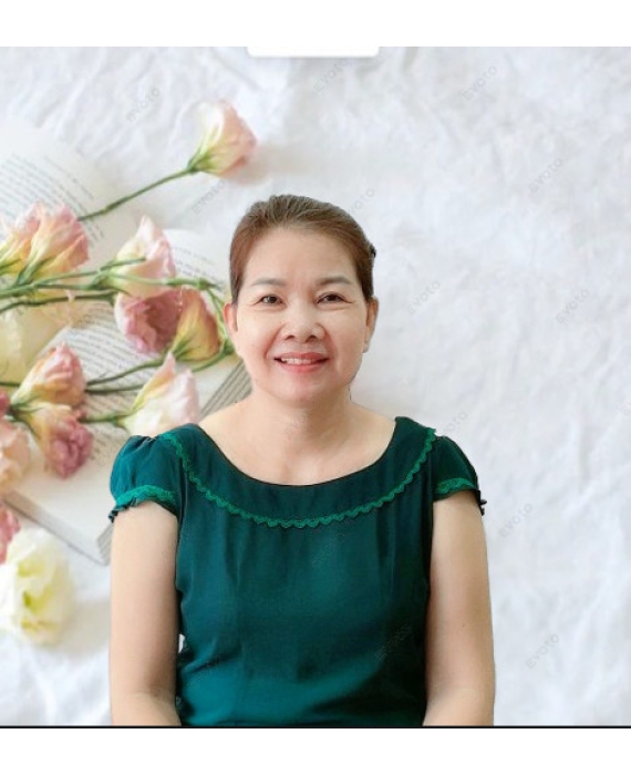 Cô Nga góc Quảng Nam 