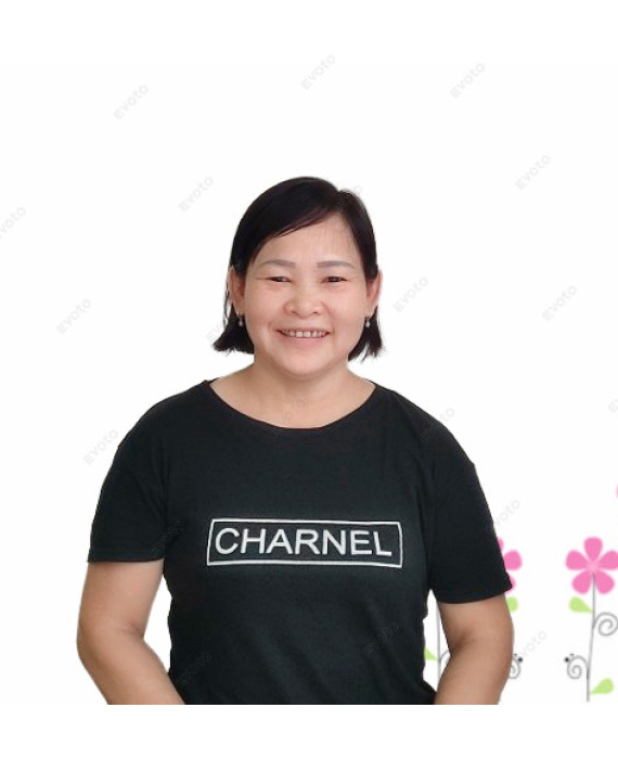 Cô Lan quê Thừa thiên Huế