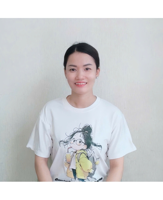 Em Hạnh sinh năm 1988