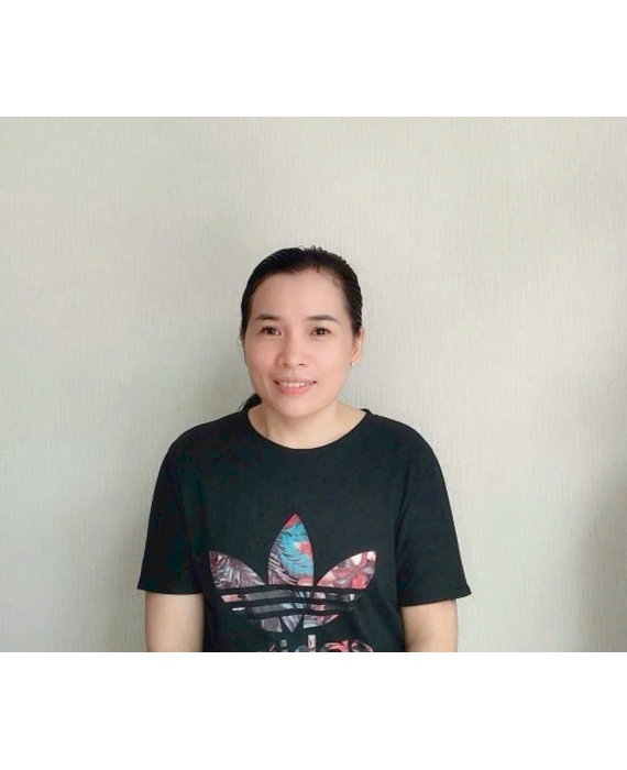 Chị Uyên quê Hà Tĩnh