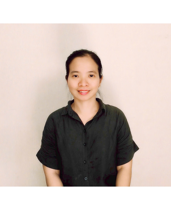 Em Vân quê Bình Dương