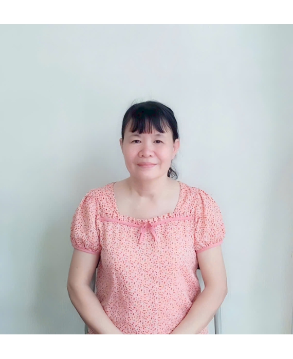 Cô Tư quê góc Bắc