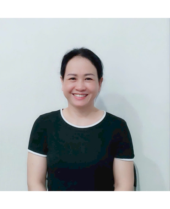 Chị Ngọc quê  Thái Bình