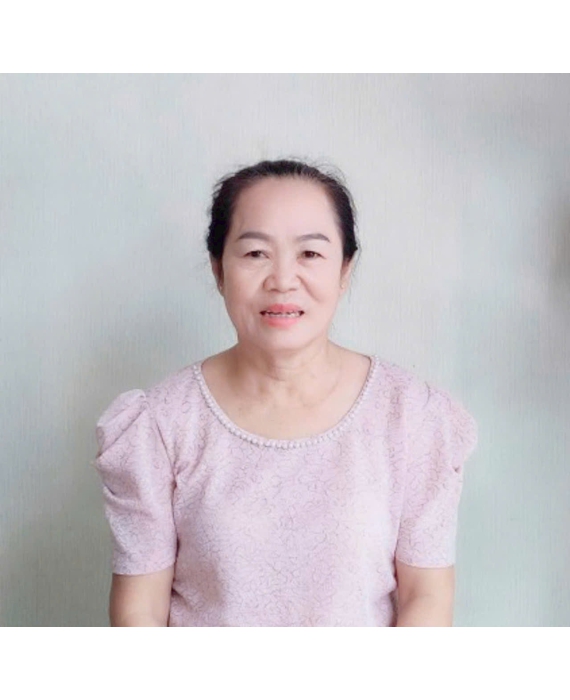 Cô Gái quê gốc Quảng Trị