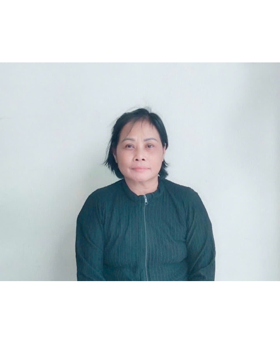 Cô Hồng quê Hóc Môn