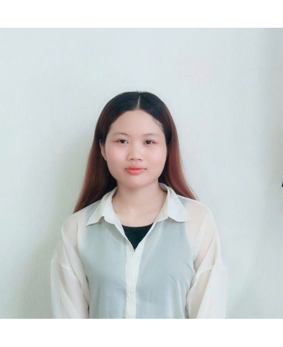Em Yến Nhi sinh năm 2005