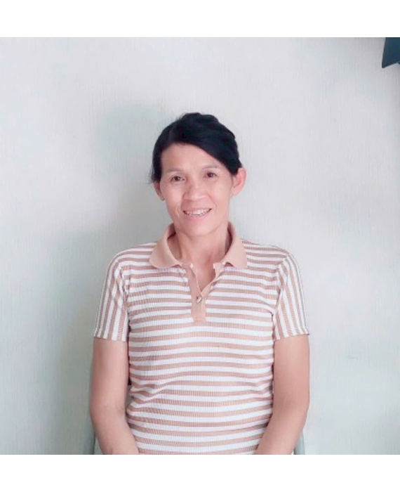 Cô Trang sinh năm 1970