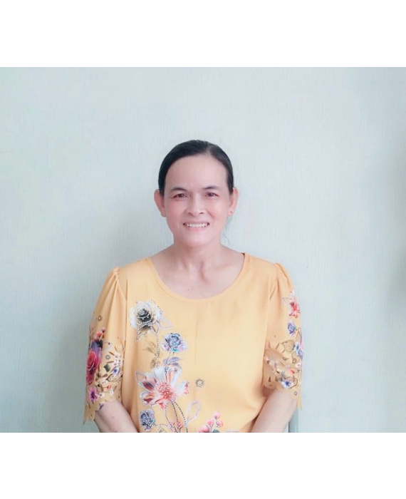 Chi Thúy  người  Vĩnh Long