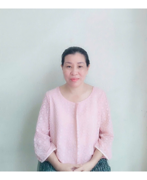 Chị Linh sinh năm 1972